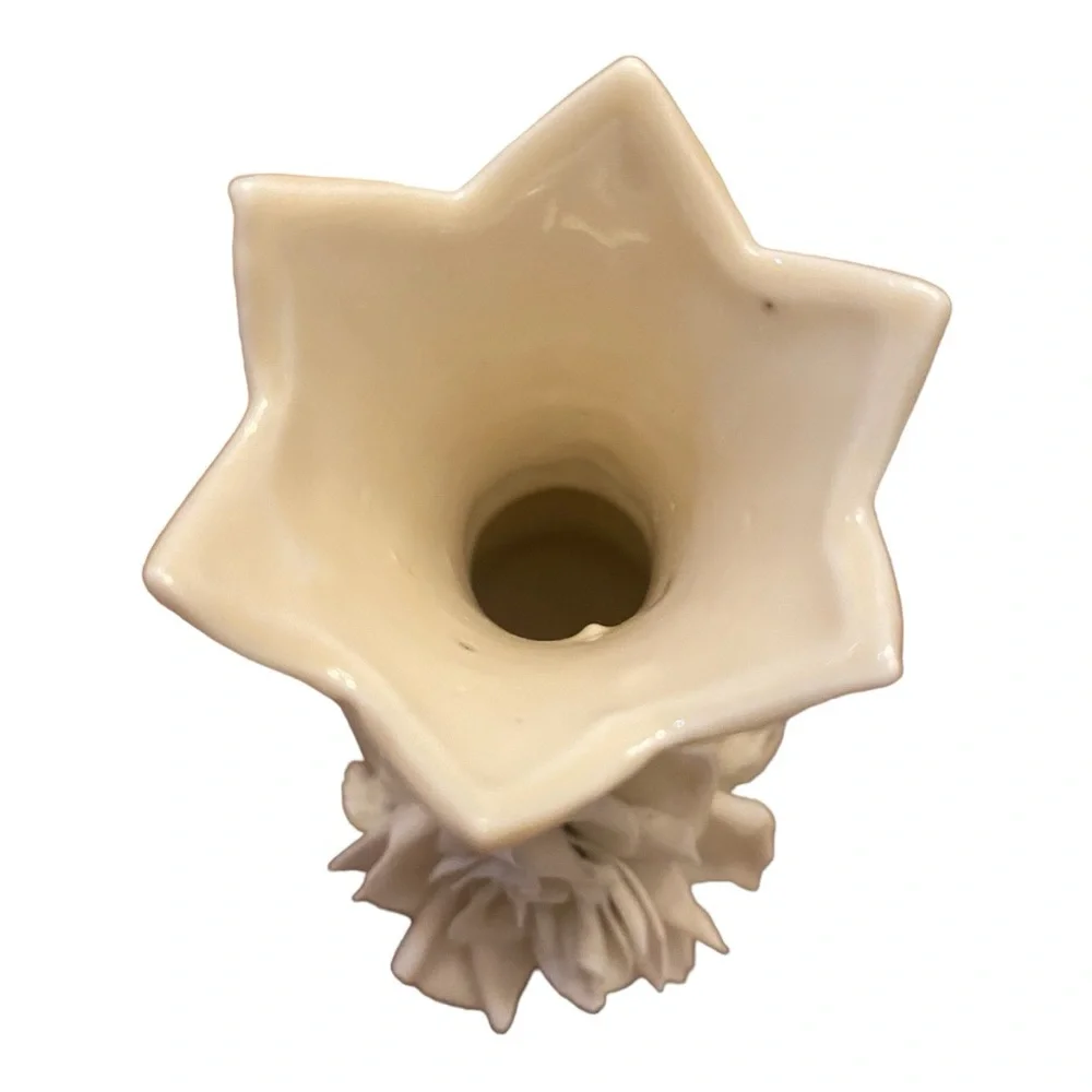 Vintage Capodimonte Italy Floral Bud Vase Mold 11 - 3D White Rose & Blue Flowers